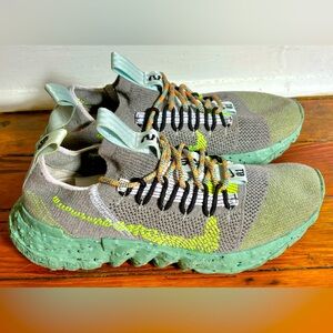 Nike Space Hippie Healing Jade Grey Wolf Sneakers Sz 9
